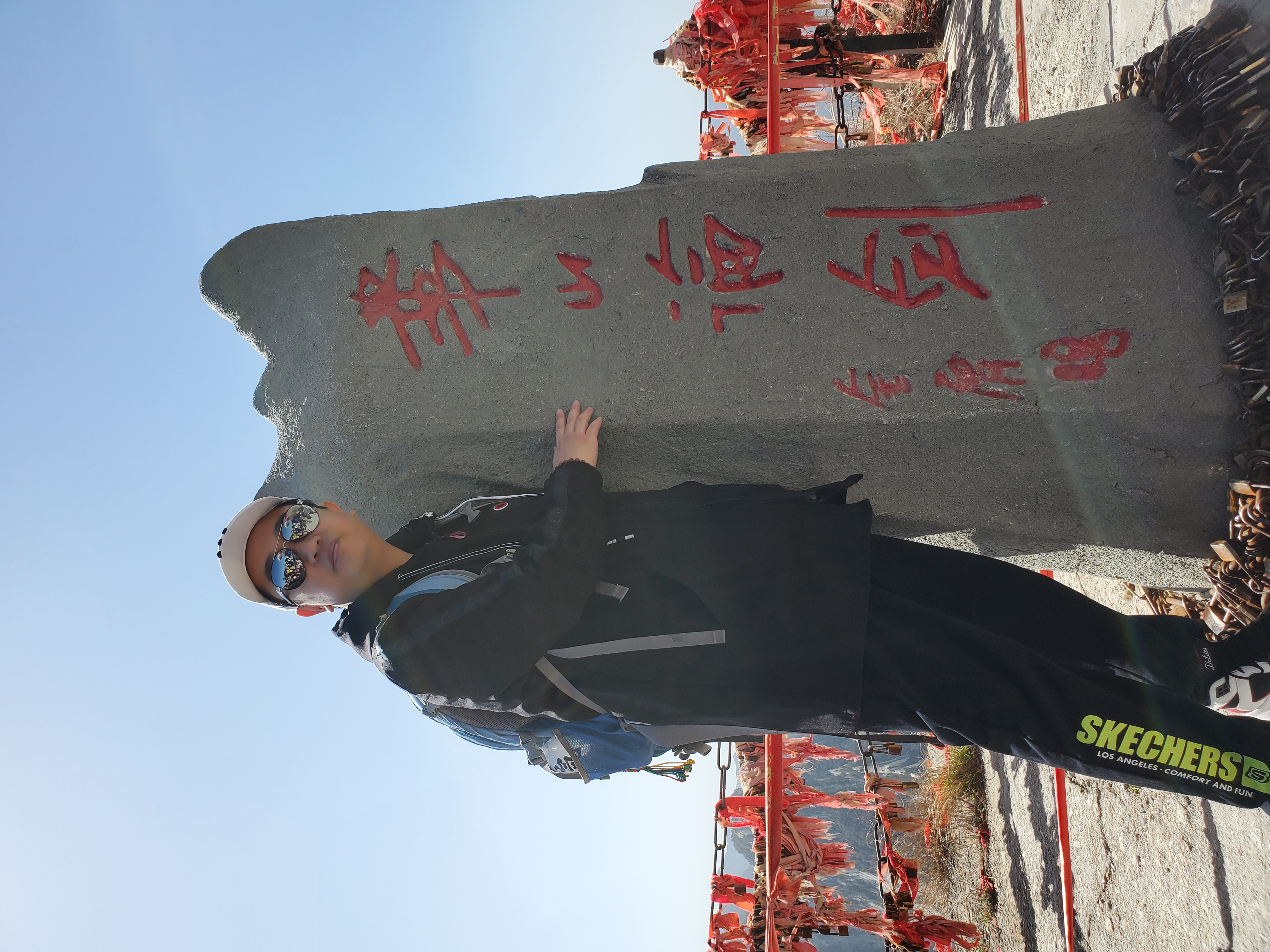 华山不登山能玩吗,华山西峰不能爬山吗