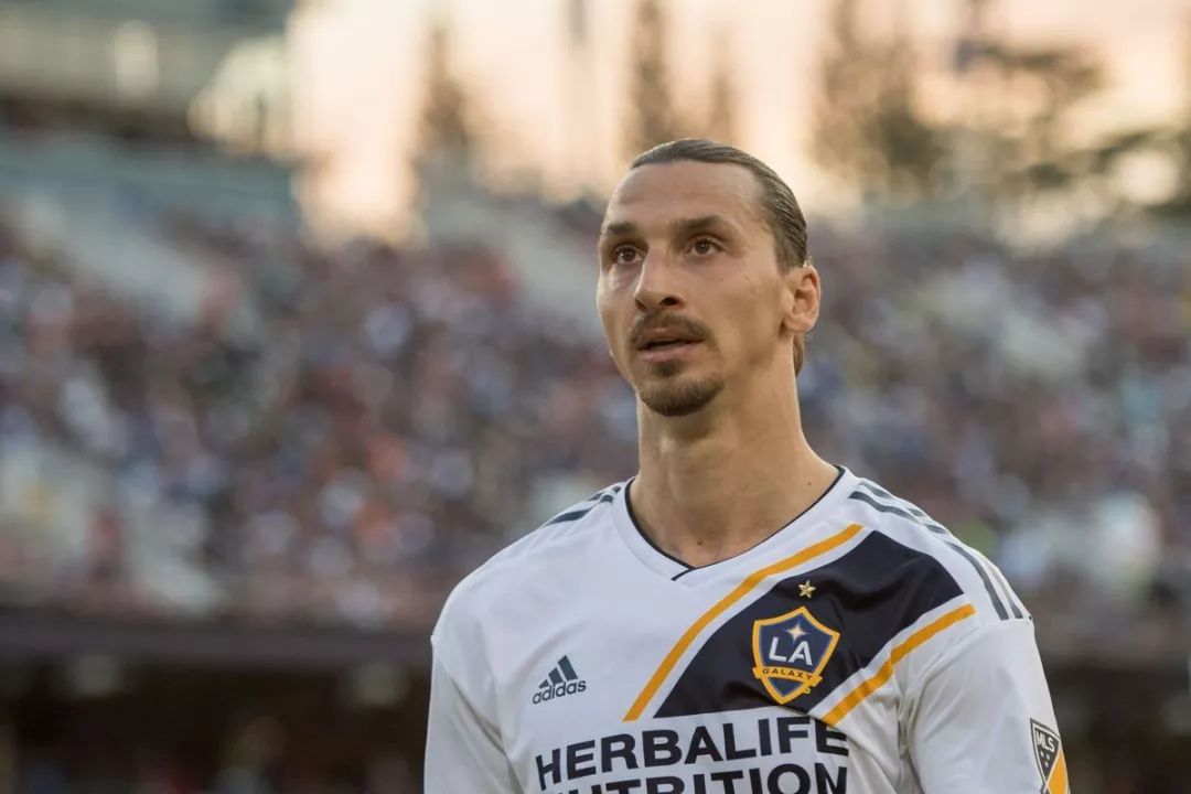 银河主场三连败K球APP周五直播伊布迎战“北境之王”