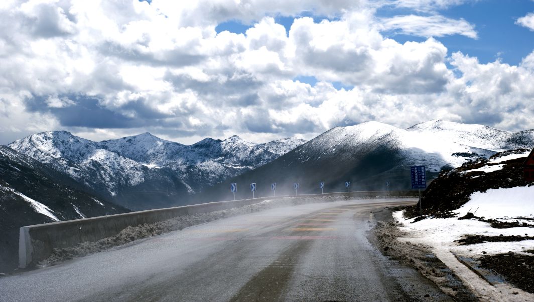 尼康d700有hdr功能吗,尼康d700二手还值多少钱