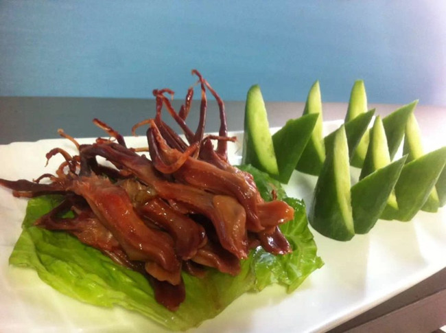 5888元一桌酒席视频,800一桌菜贵不贵