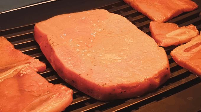 吹着空调吃烤肉空调有味道,吹着空调吃着烤肉