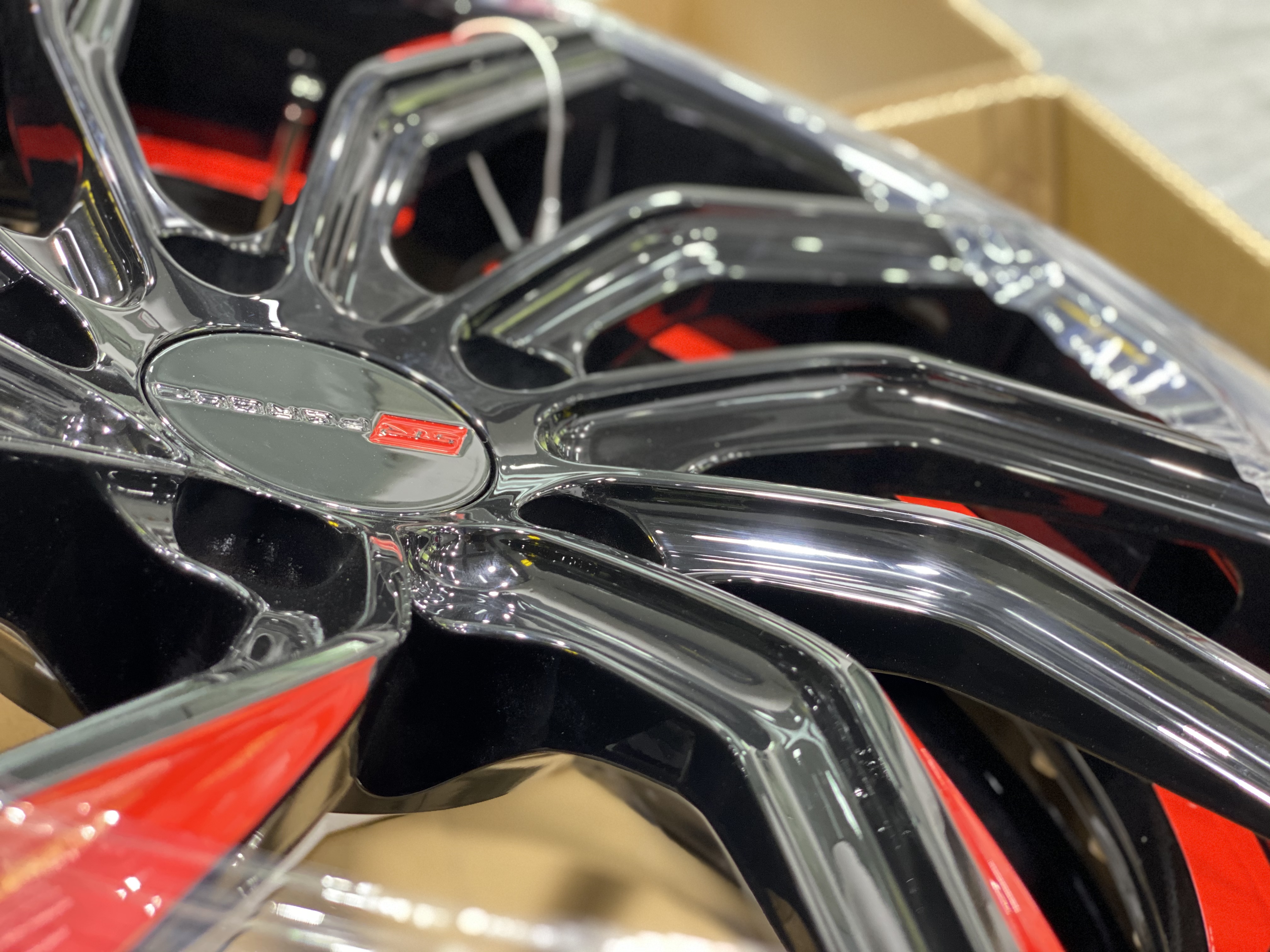 保时捷卡宴换轮毂教程,保时捷卡宴换轮毂要哪种轮胎