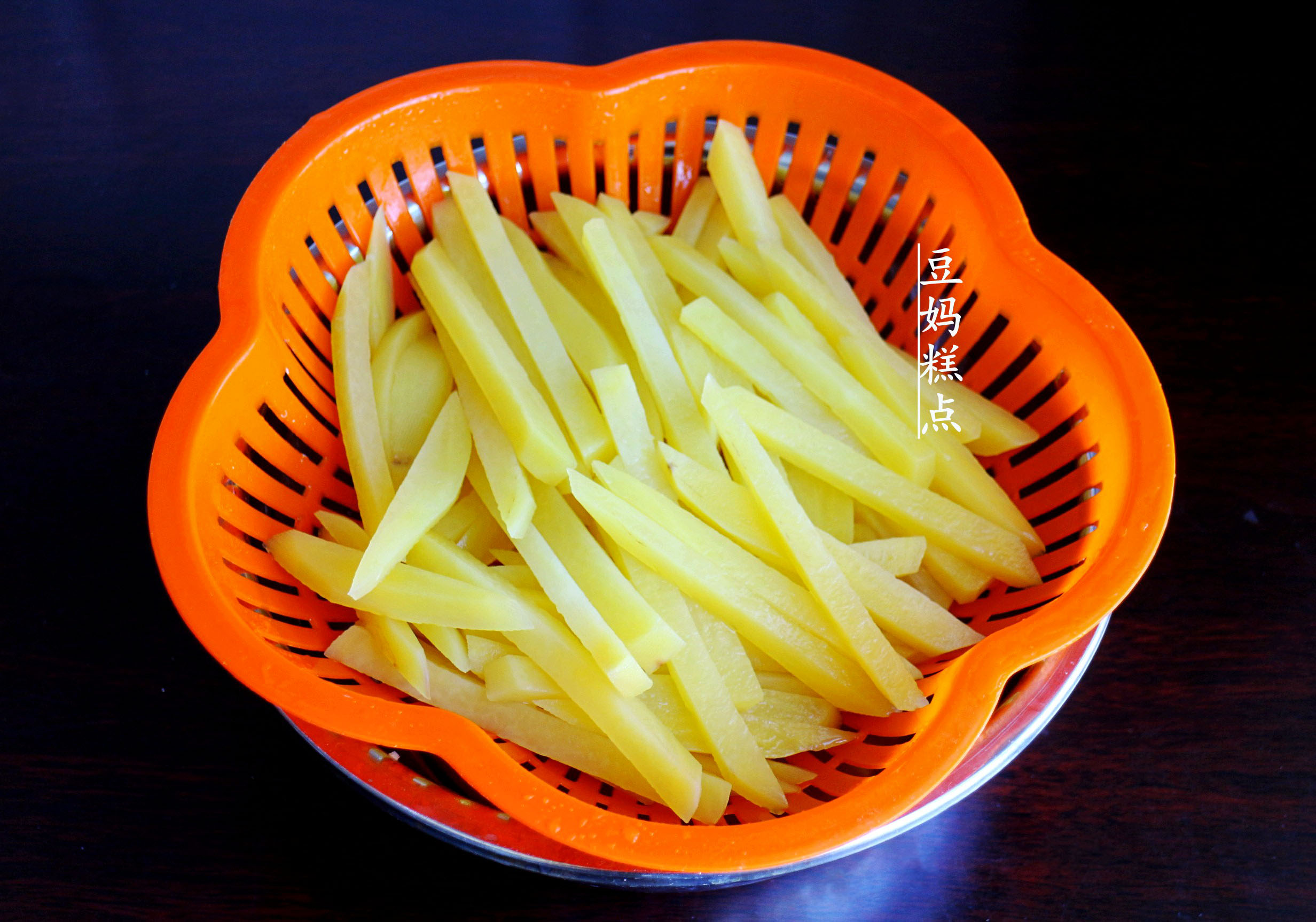 炸薯条做法家庭版又脆又好吃,教你在家简单炸薯条2块钱