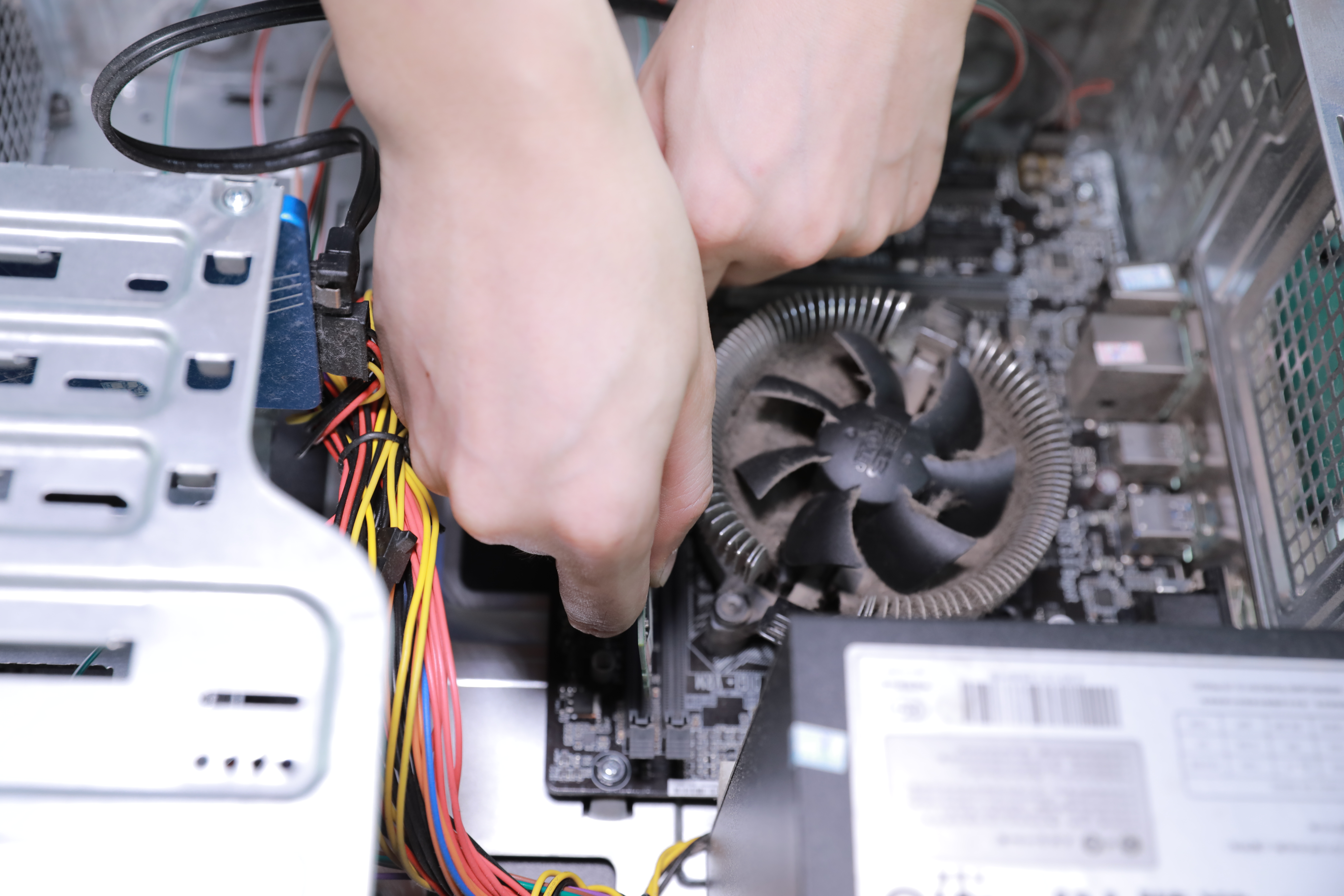 电脑的蓝牙怎么开启,windows10系统电脑怎么打开蓝牙