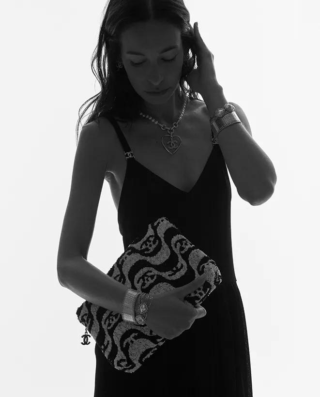 香奈儿珠宝首饰双clogo,香奈儿logo的首饰