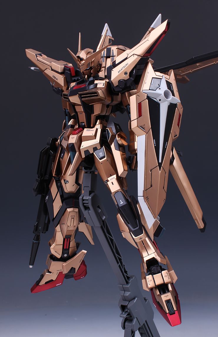 佳作:瘦脸神技,黄金拂晓高达改造