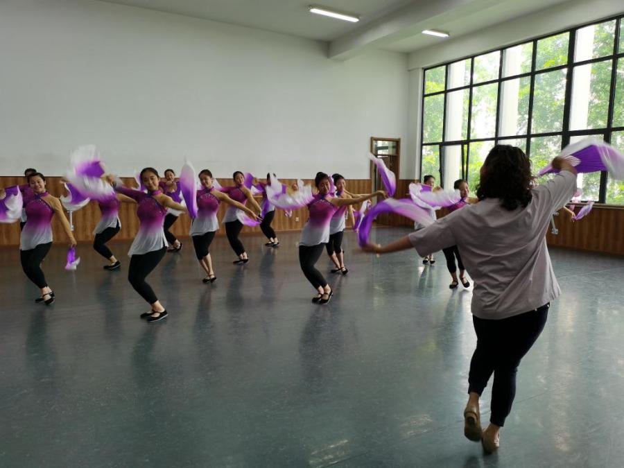 青岛艺校2021自招和艺考,青岛艺校自招