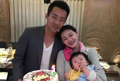 杨怡姚金铃佘诗曼,杨怡挺孕肚采访