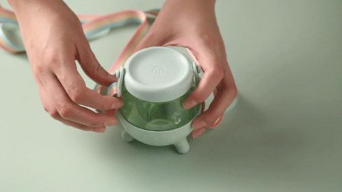 放到包包里的榨汁机,随身携带榨汁机随时喝到新鲜果汁