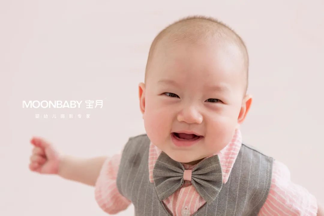 南宁宝宝半岁亲子照,南宁宝宝照摄影推荐