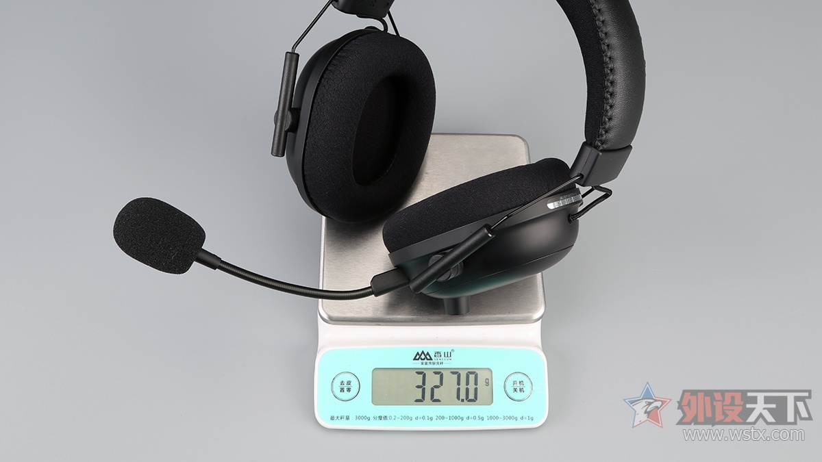 无线连接:雷蛇旋风黑鲨V2专业版游戏耳机评测