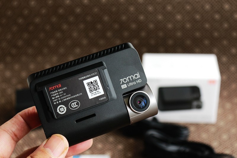 70迈行车记录仪a810前后双录,70迈流媒体行车记录仪对比a800