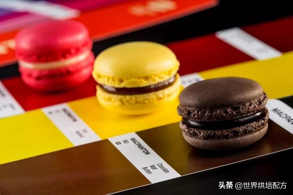 挂在绳子上售卖的“柑橘薰衣草巧克力铃铛”（已打包·可*载下**）