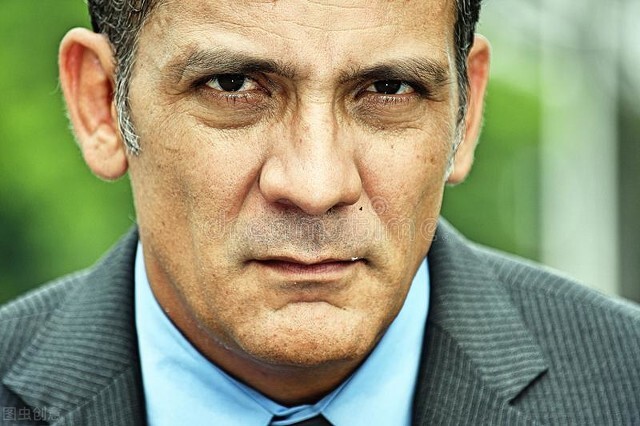 工人：工厂这条路，能不能走到头，谁来给我们答案？