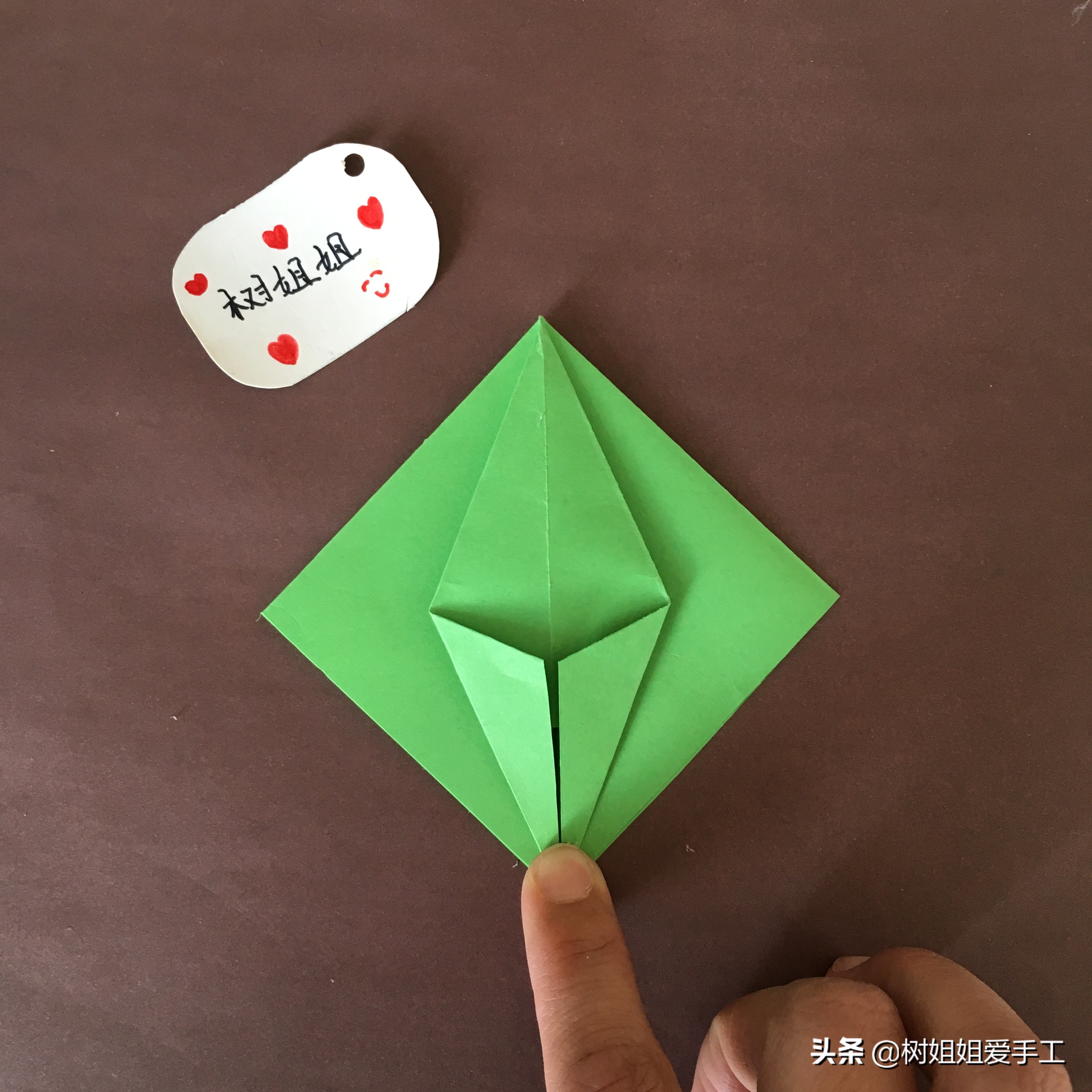 折纸小螃蟹简单折法,折螃蟹最简单折纸方法