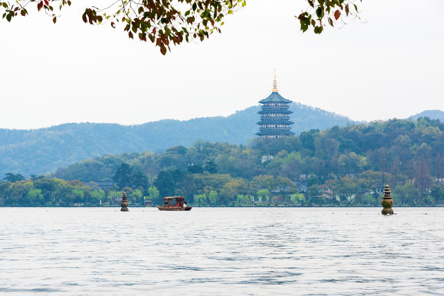 100首春天唯美经典诗词,描写春天花的优美句子诗词