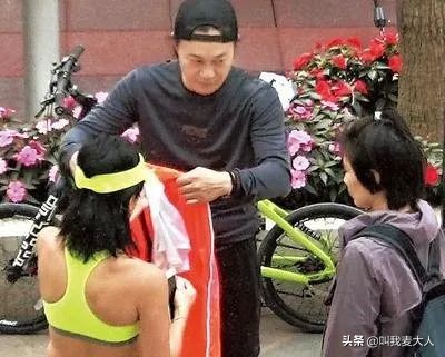 徐濠萦陈奕迅为什么那么恩爱,徐濠萦一年花多钱