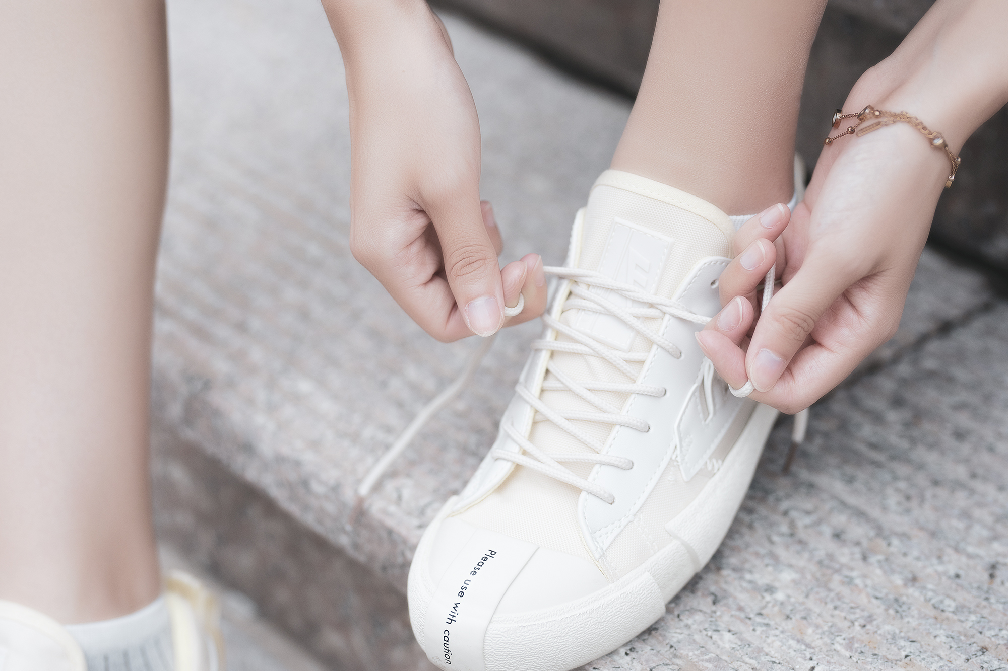 一双穿五年都不过时的鞋,穿了几年的回力鞋