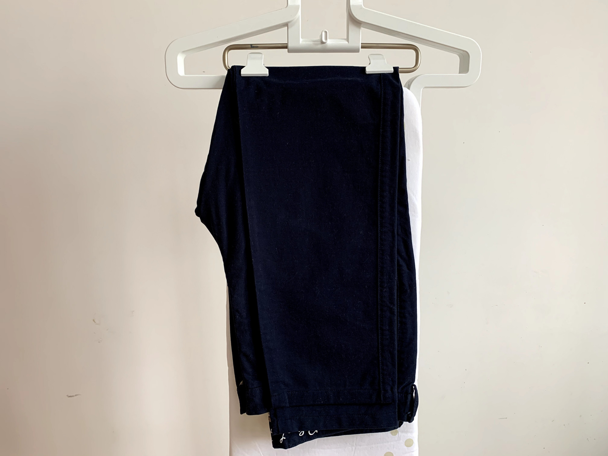 卓力挂烫机熨烫时流水,戴森蒸汽熨烫机