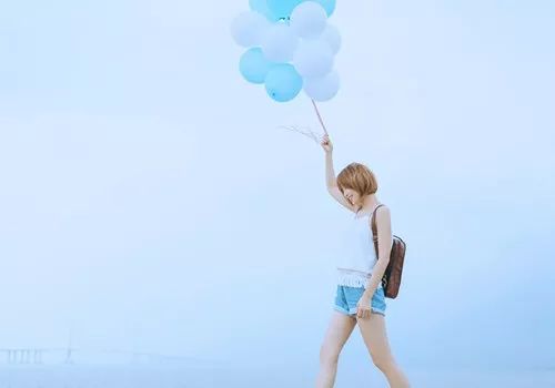 让人看了心疼的伤感说说句句扎心,失恋了喝酒的文案伤感让人心疼