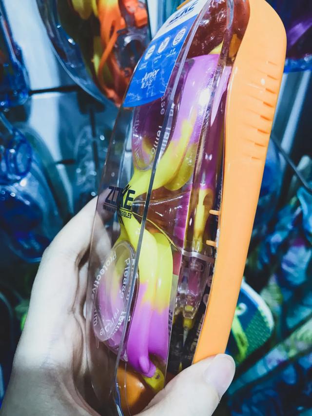 带宝宝游泳有必要吗,带孩子游泳需要带什么