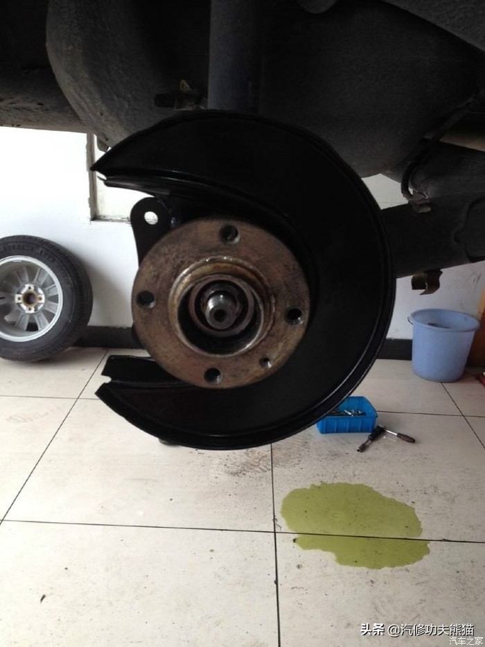桑塔纳3000后轮鼓刹改碟刹,桑塔纳后轮鼓刹改碟刹教程