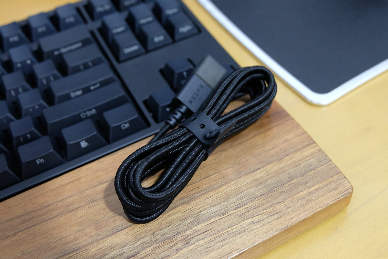 雷蛇曼巴眼镜蛇5g双模版评测,雷蛇曼巴眼镜蛇无限版