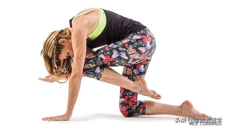 瑜伽颈椎间盘突出锻炼方法60分钟,颈肩腰伸展瑜伽初学视频教程