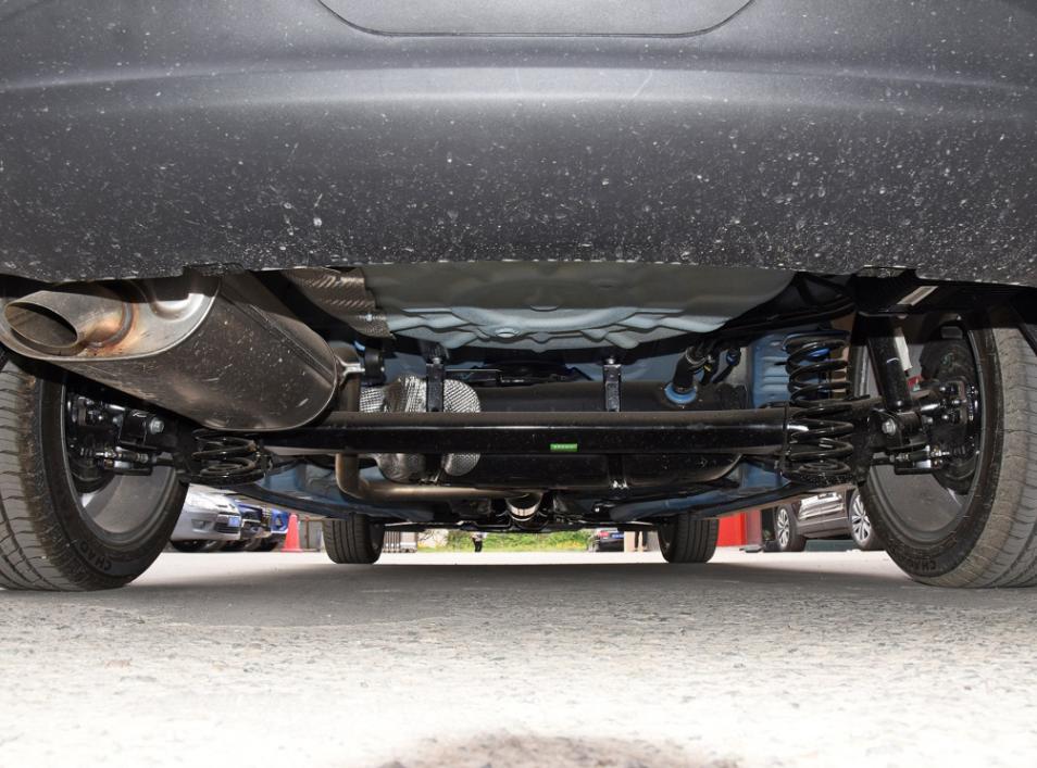 艾瑞泽5plus买1.5l还是1.5t,艾瑞泽5机油加5w-30好还是5w-40好