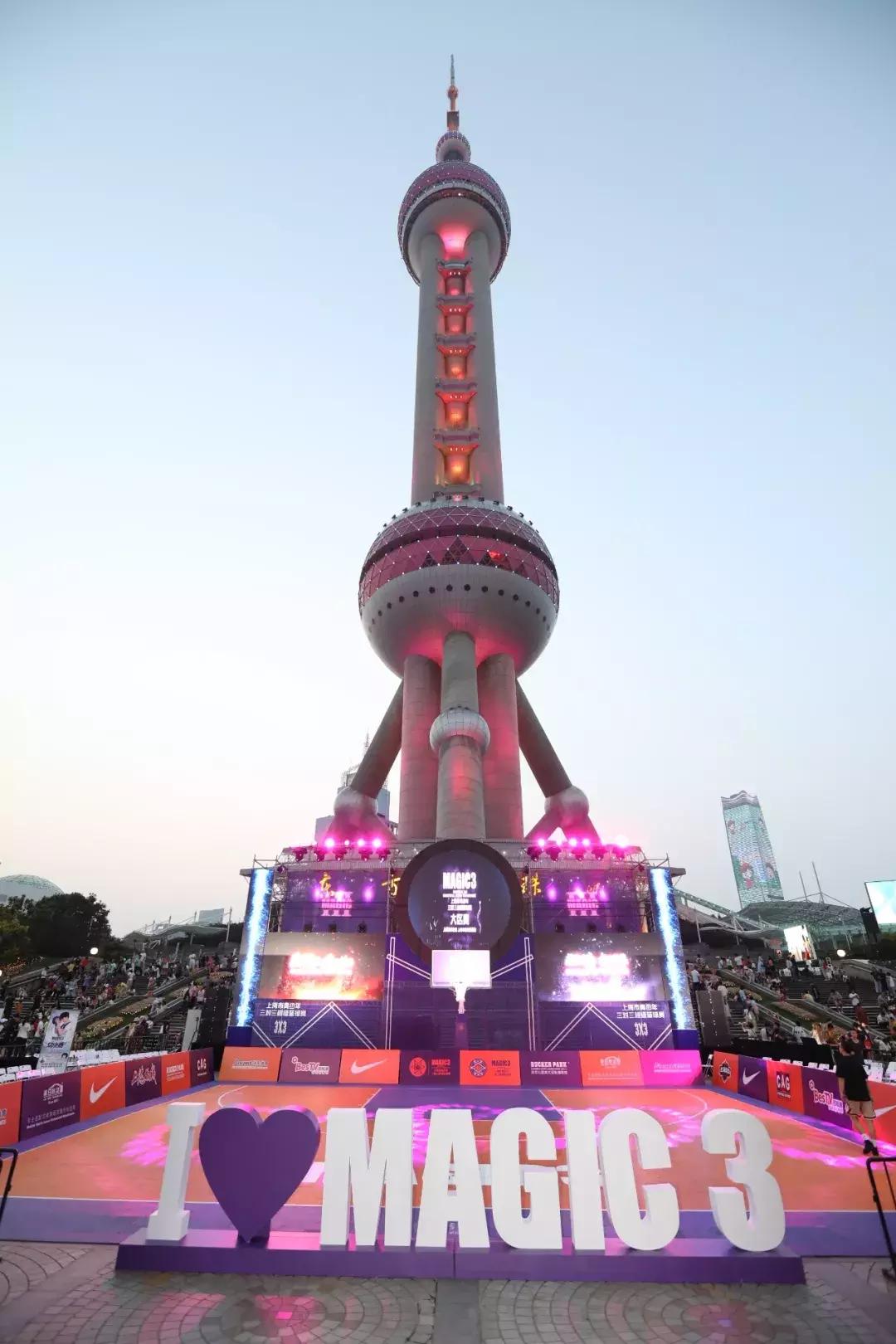 大鲨鱼罗汉琛、施宇晨出战，张兆旭解说，这是场什么比赛？