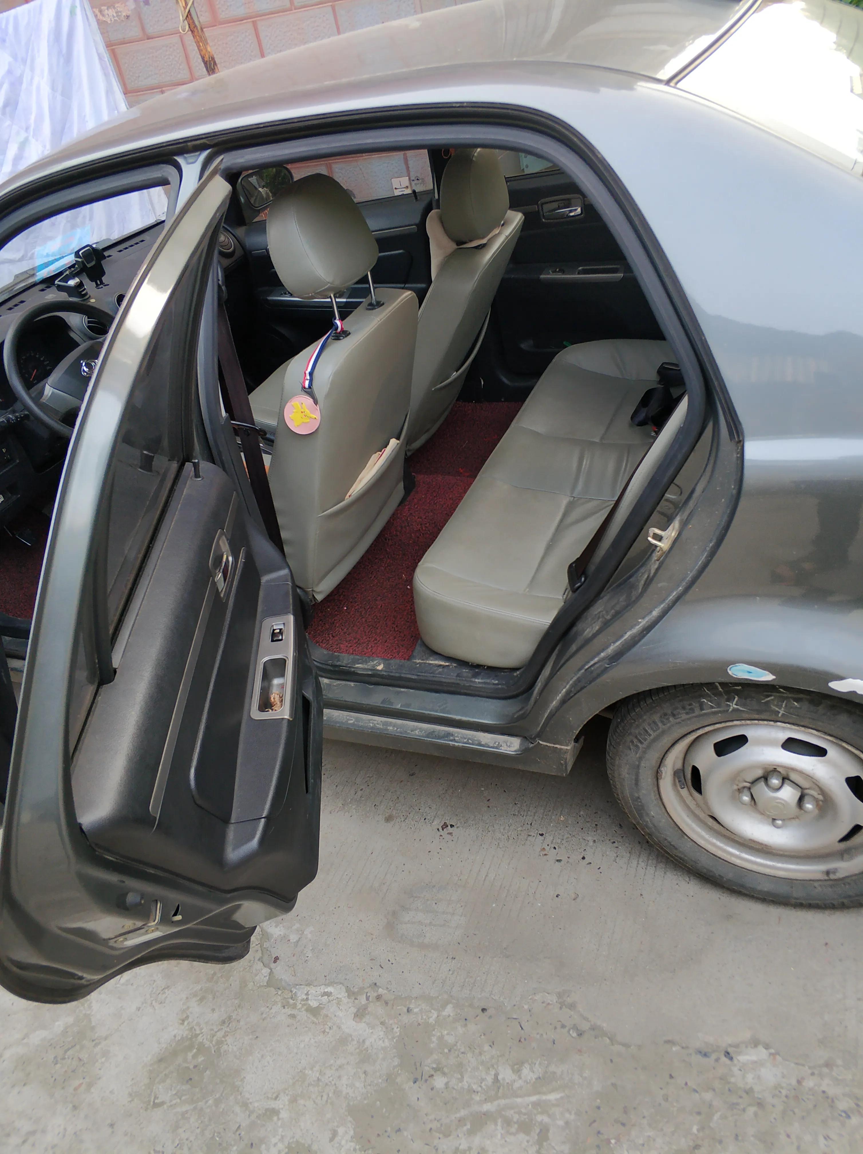 12年自由舰多少钱,11年自由舰三缸二手车价格