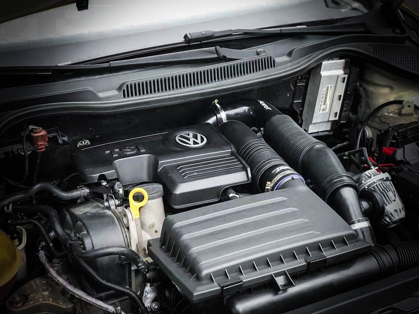 大众polo改1.6t,12年大众polo带涡轮增压吗