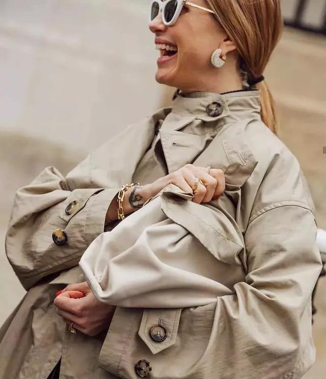 2020年流行什么包包女款,最百搭不过时的包包款式