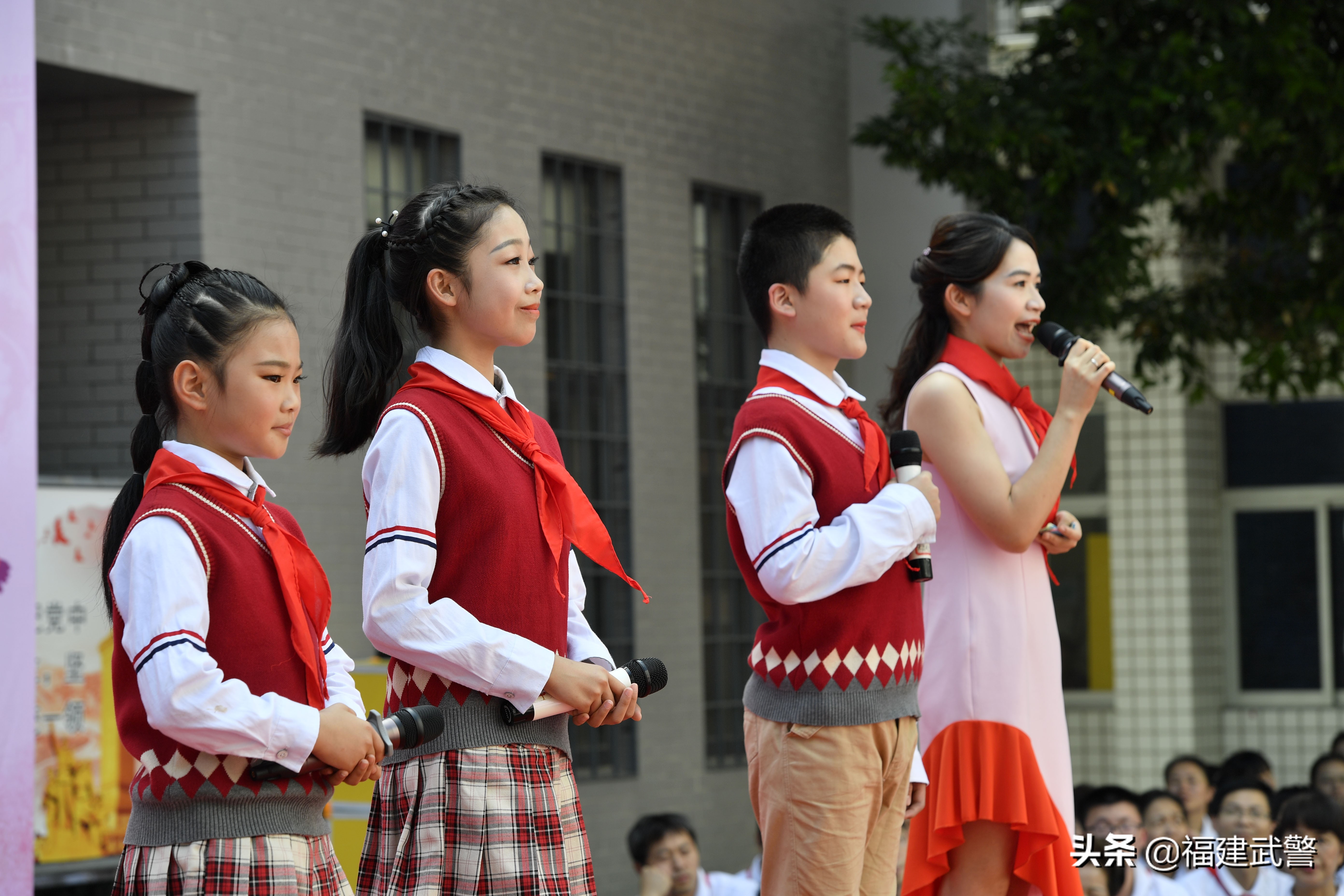 弘扬主旋律颂歌献祖国——福州鼓楼第一中心小学组织红色行动系列活动
