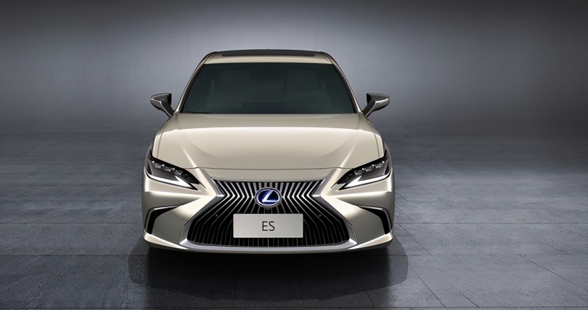 雷克萨斯es动力对比轩逸,雷克萨斯es200和荣放2.0动力