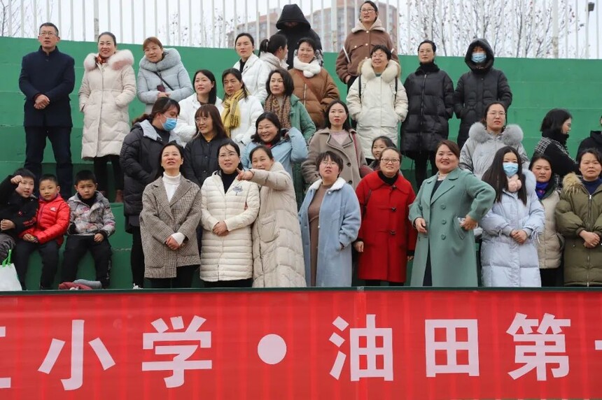 南阳市第十二中学校长陈雅丽,南阳市第四完全学校足球锦标赛