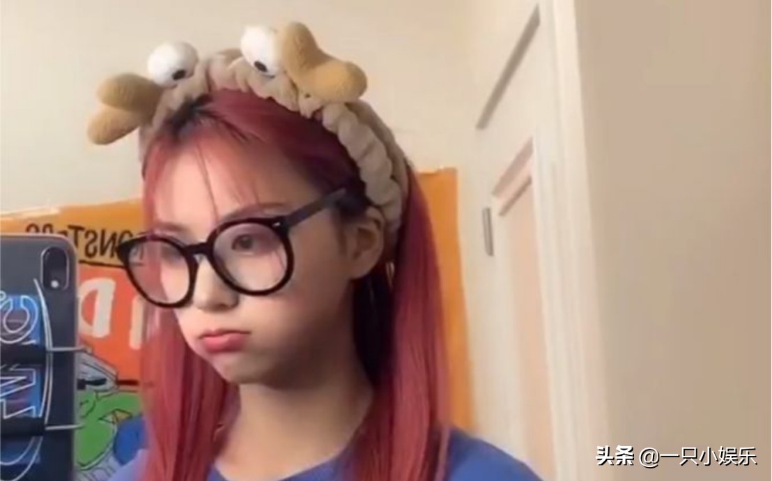 刀小刀和刘思瑶直播谁赢了,刘思瑶刀小刀素颜照