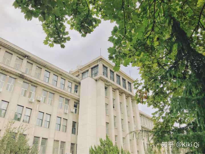 郑州有什么好吃的美食,郑州有什么好玩的地方情侣