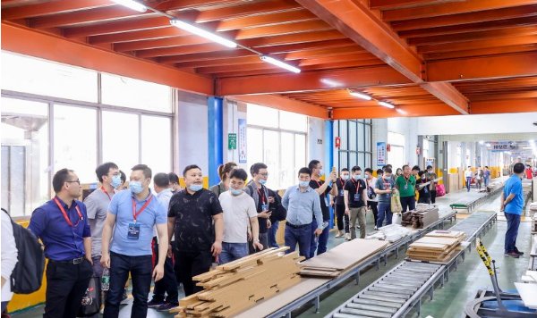 劳卡全屋定制新品,劳卡全屋定制是十大品牌吗知乎