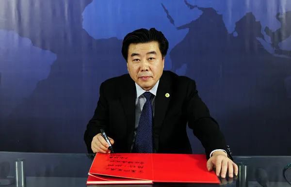 闄曡タ姘戣惀鍐涘伐棣栧瘜,姘戜紒鍐涘伐榫欏ご