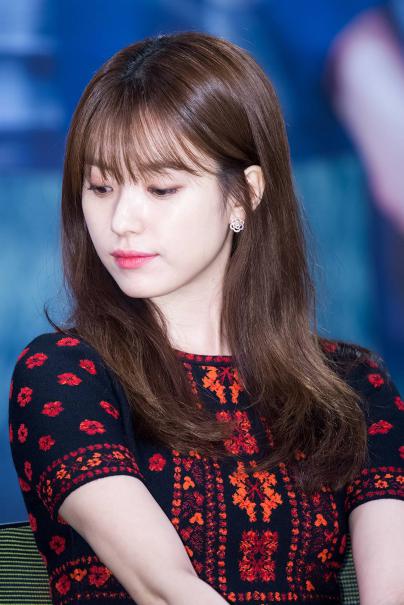 “空气刘海”退位了，今年流行这4种刘海，关晓彤、昆凌都上头了