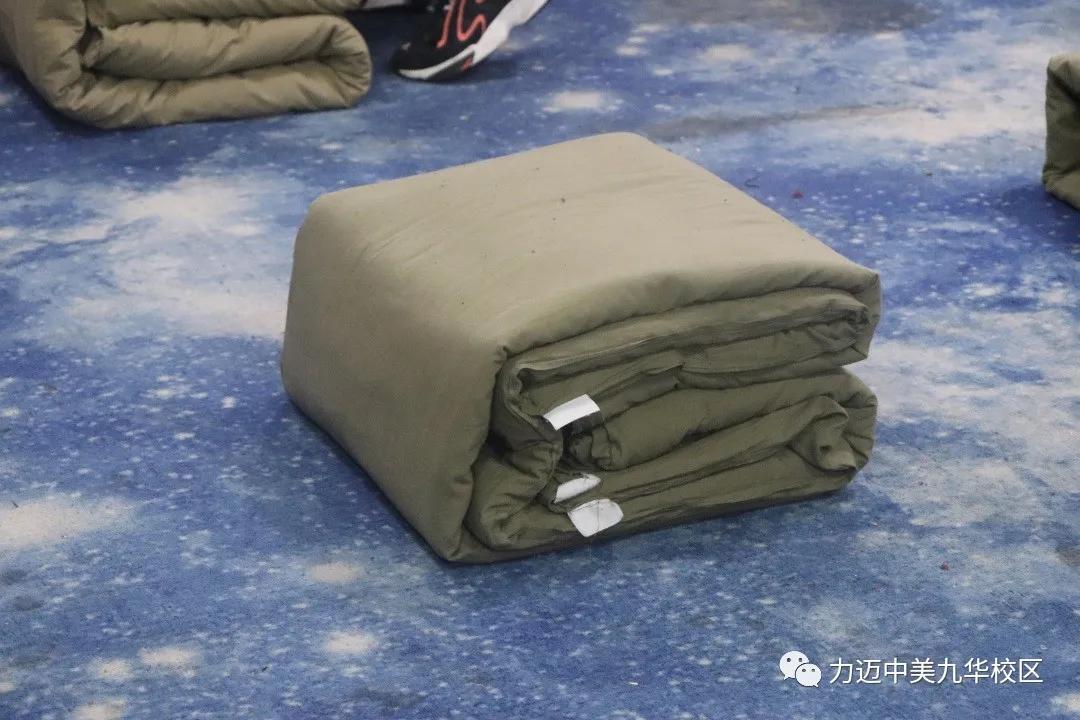 瓒呯噧鏂扮敓鍐涜,楂樹竴鏂扮敓鍐涜瓒呯噧