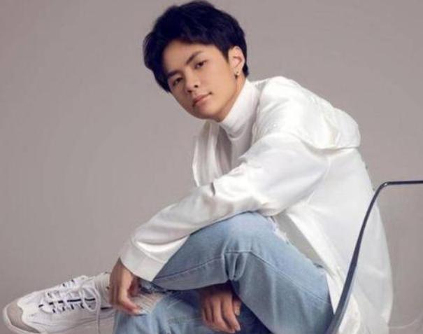 王者荣耀：用风扇就低人一等？耀神打抱不平还被回怼