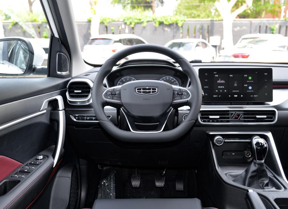 新宝骏自动挡suv8万左右的落地,10万哈弗吉利长安suv应该怎么选