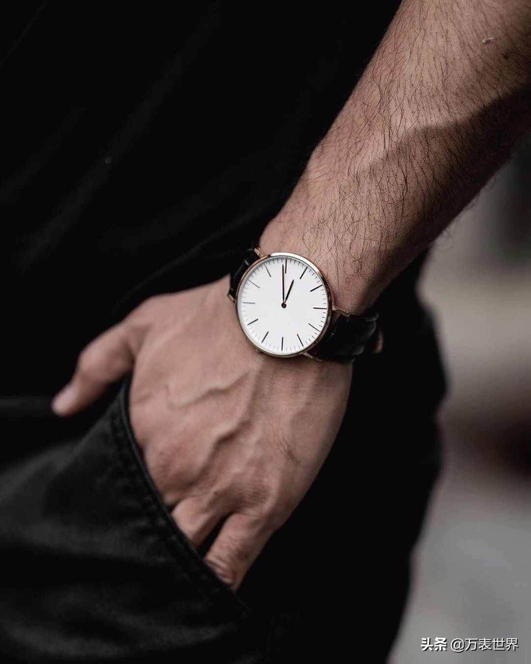 用勺子换一块劳力士,一块饼干几克