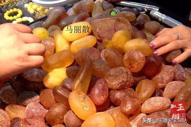 蜜蜡鉴定真假最简单方法,蜜蜡真假鉴定最简单的方法