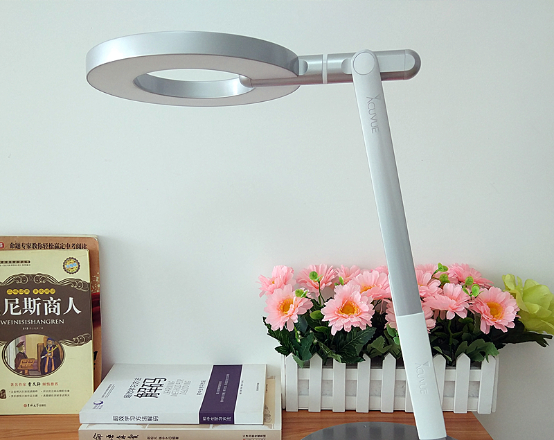 防近视的护眼灯,防蓝光护眼灯测评