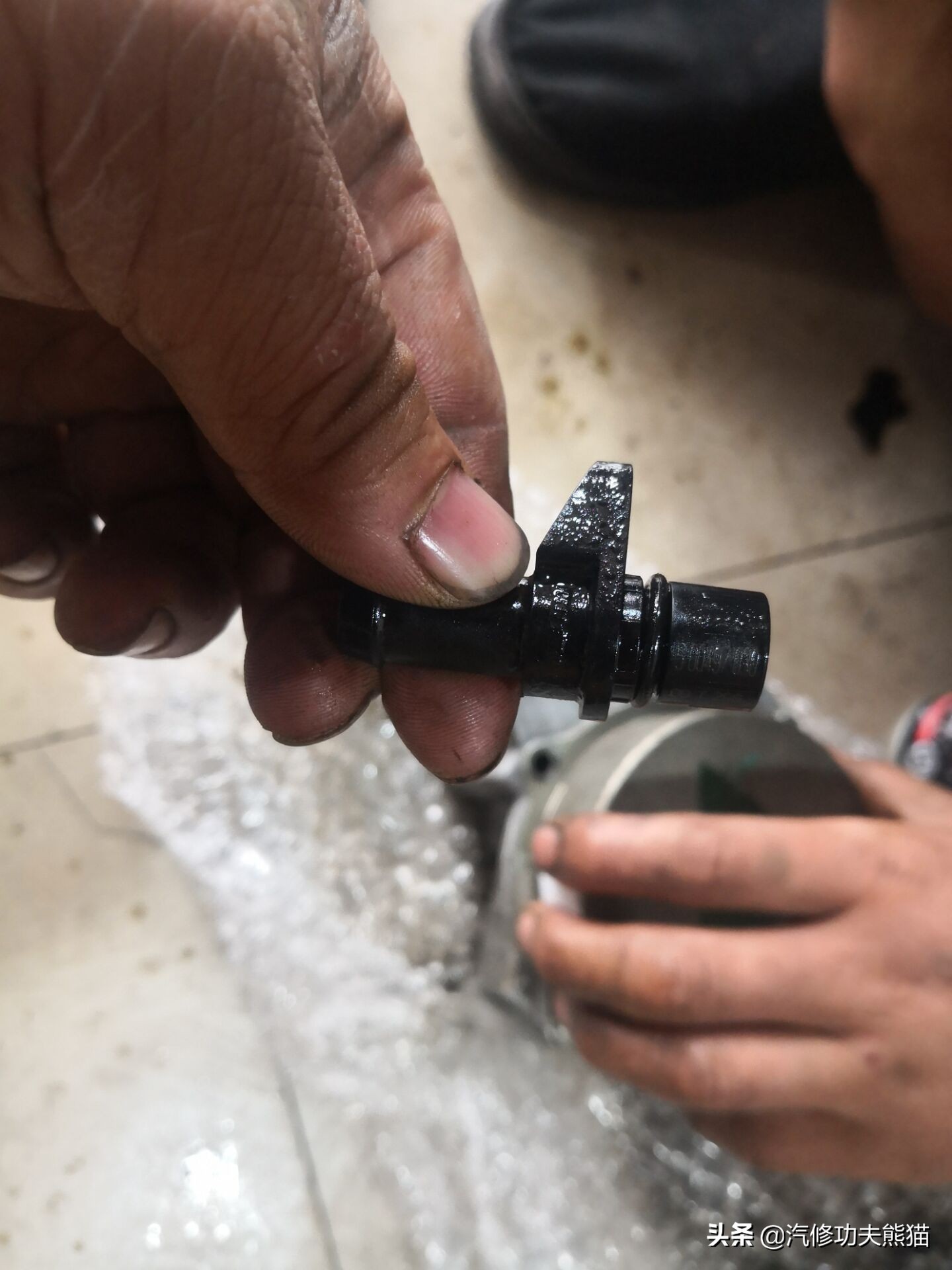 10年斯柯达昊锐1.8t烧机油怎么整,斯柯达昊锐烧机油500公里烧一升