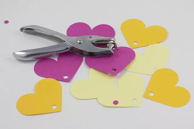 三八妇女节手工手抄报简单又漂亮,0-3岁托班简单手工三八妇女节