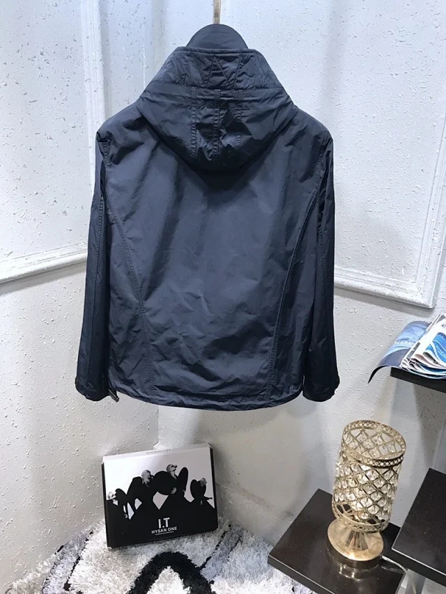 巴宝莉风衣肯辛顿代购,巴宝莉风衣肯辛顿版直播